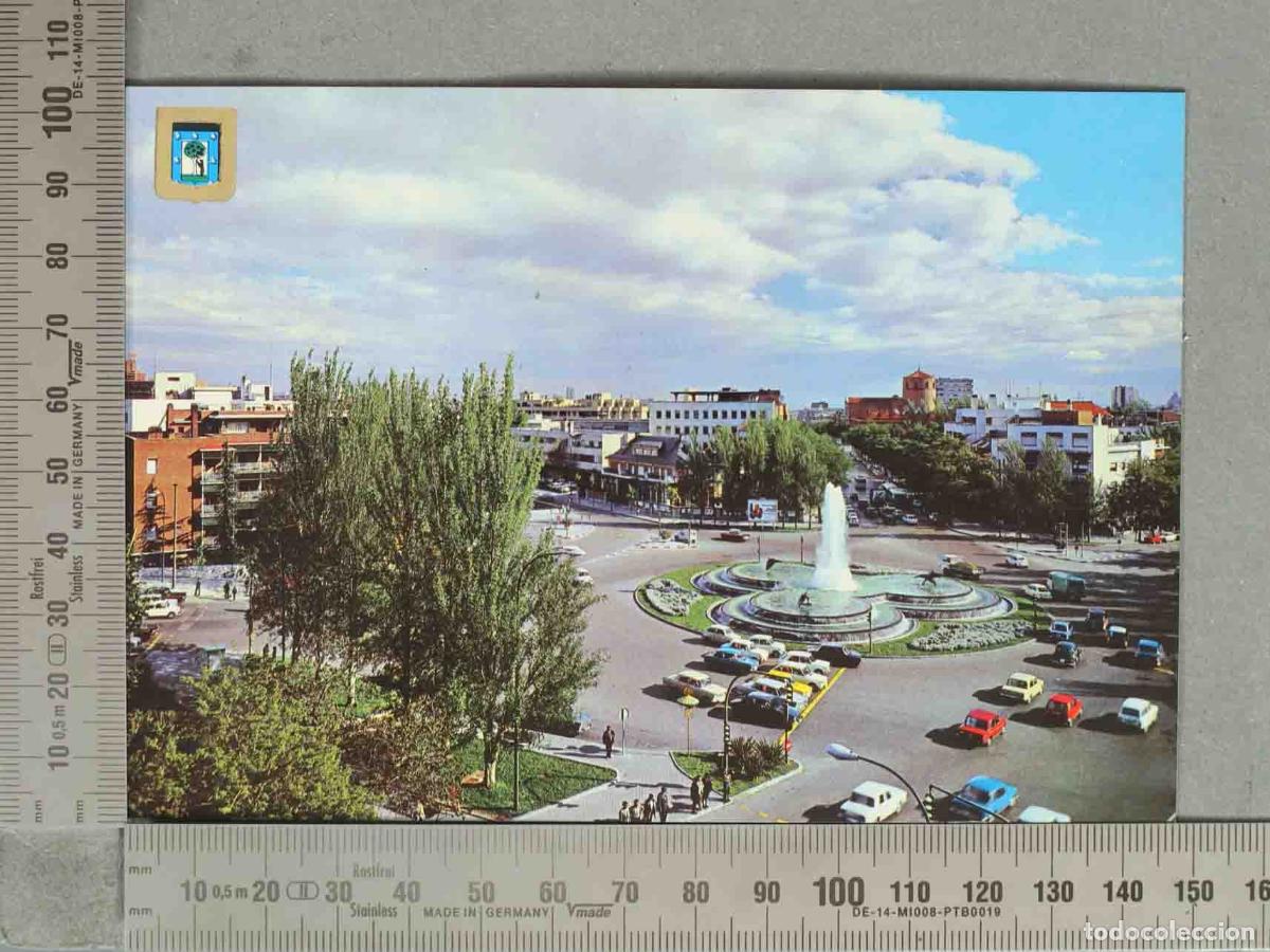Postales: POSTAL. Madrid - Plaza de la Rep&uacute;blica Argentina - Fuente de los Delfines - Escudo de Oro