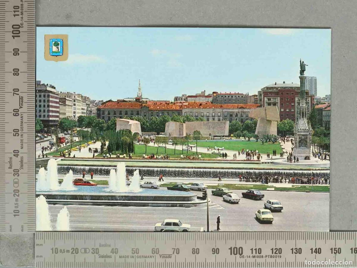Postales: POSTAL. Madrid - Plaza de Col&oacute;n - Monumento al Descubrimiento de Am&eacute;rica y Fuentes