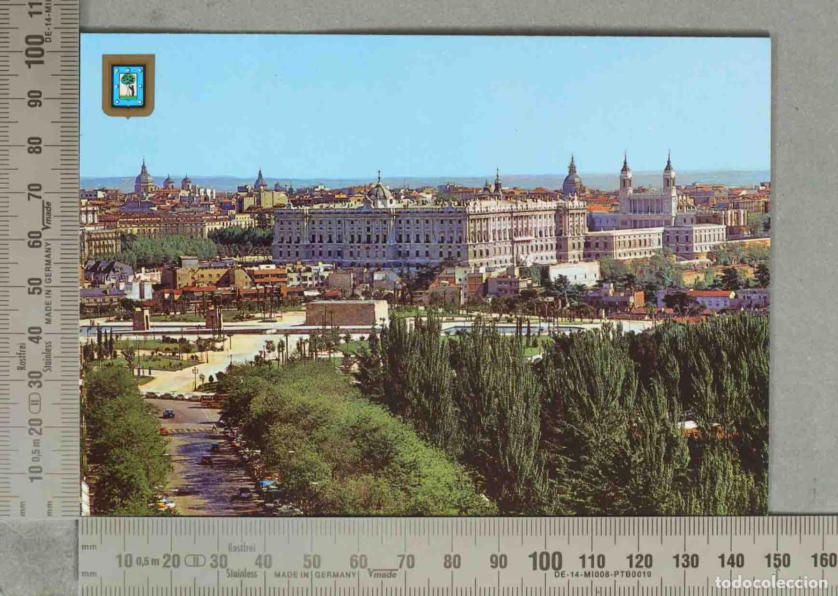 Postales: POSTAL. Madrid - Palacio Real y R&iacute;o Manzanares