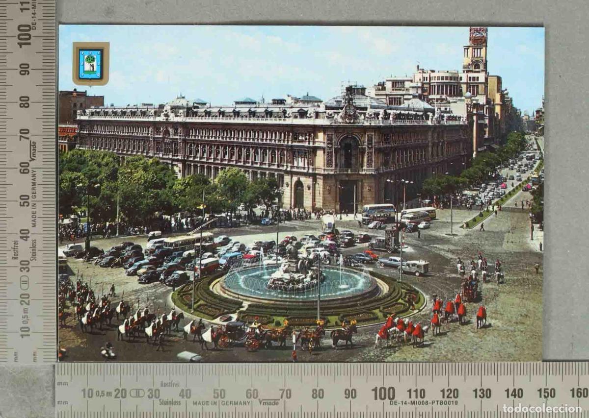 Postales: POSTAL. Madrid - Plaza de la Cibeles y Calle de Alcal&aacute; - Banco de Espa&ntilde;a
