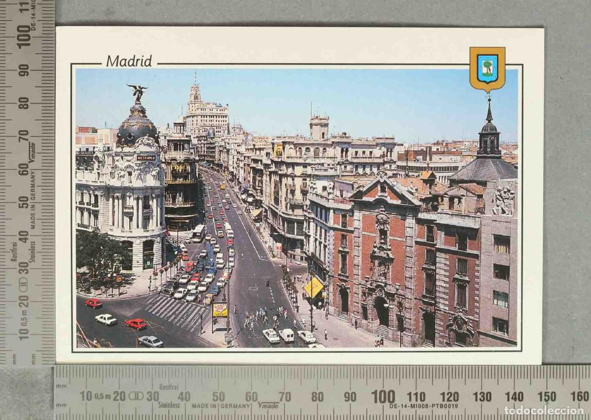 Cartoline: POSTAL. Madrid - Calle de Alcal&aacute; y Edificio Metr&oacute;polis