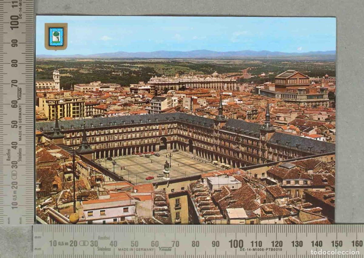 Postales: POSTAL. Madrid - Vista a&eacute;rea de la Plaza Mayor