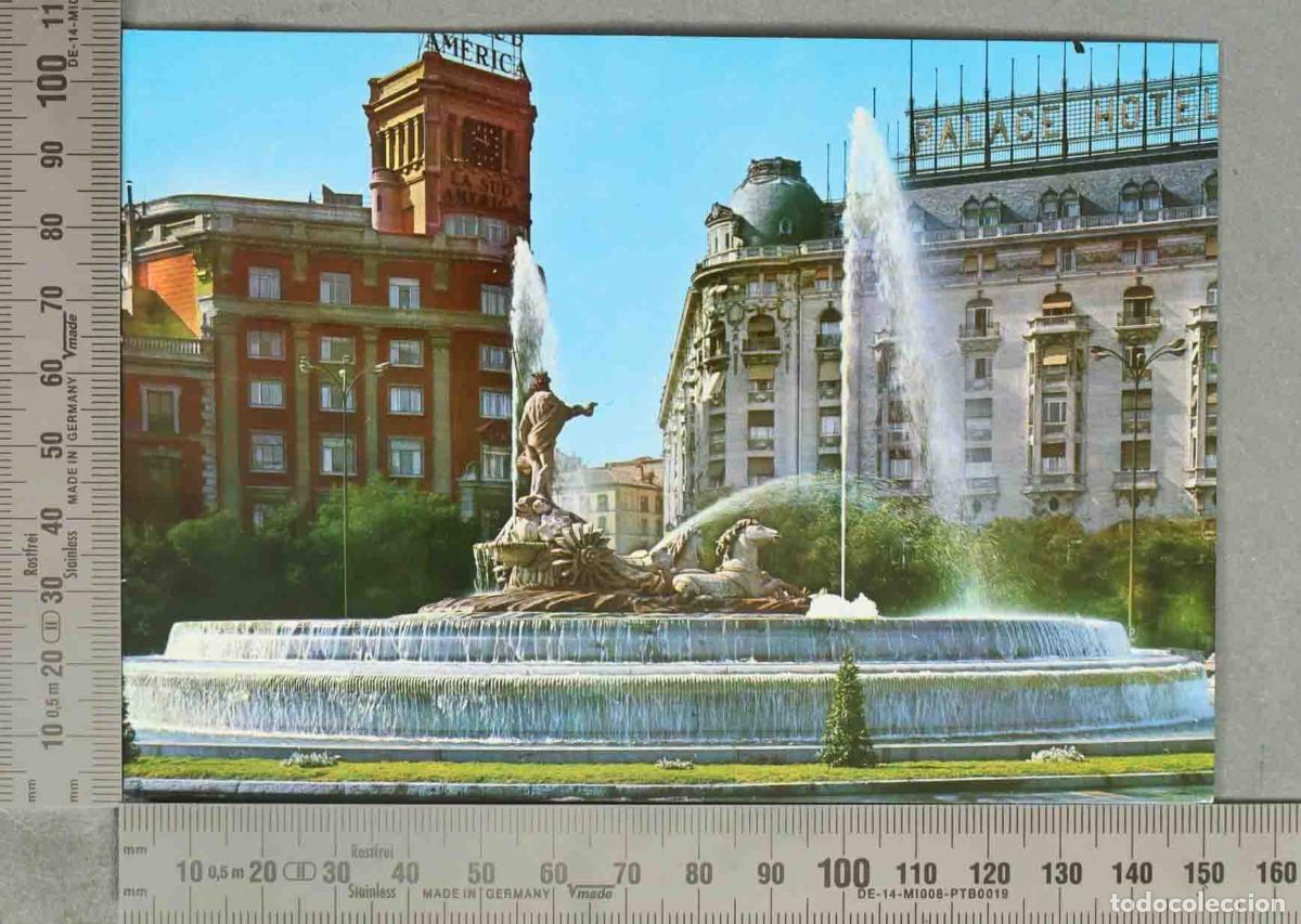 Postais: POSTAL. Madrid - Fuente de Neptuno - Palace Hotel