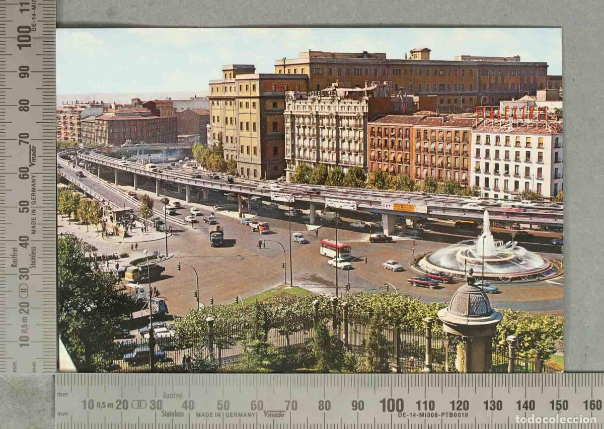 Postkarten: POSTAL. Madrid - Plaza del Emperador Carlos V - Glorieta de Atocha