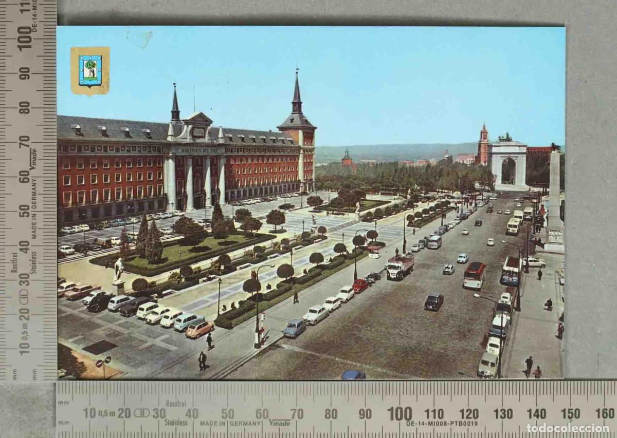 Postales: POSTAL. Madrid - Ministerio del Aire y Arco del Triunfo