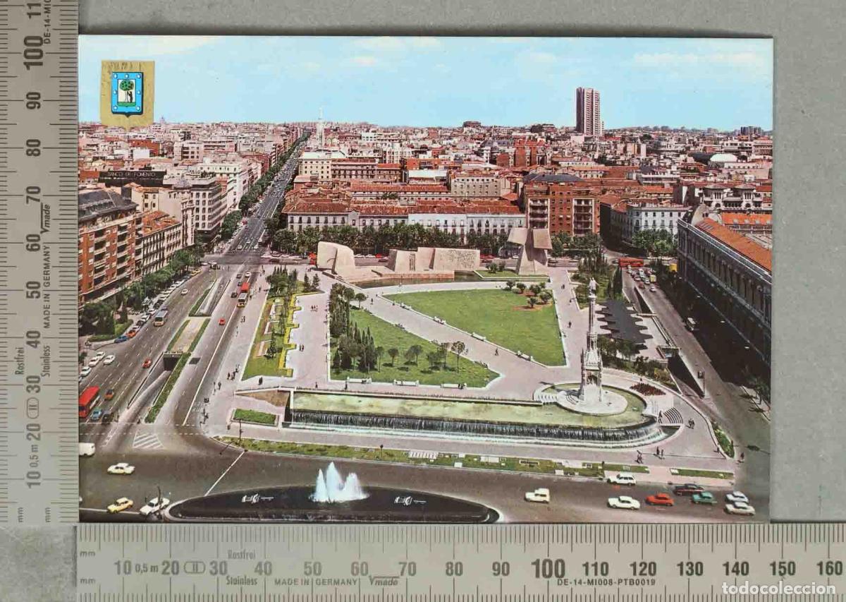 Postales: POSTAL. Madrid - Vista de los Jardines del Descubrimiento - Plaza de Col&oacute;n