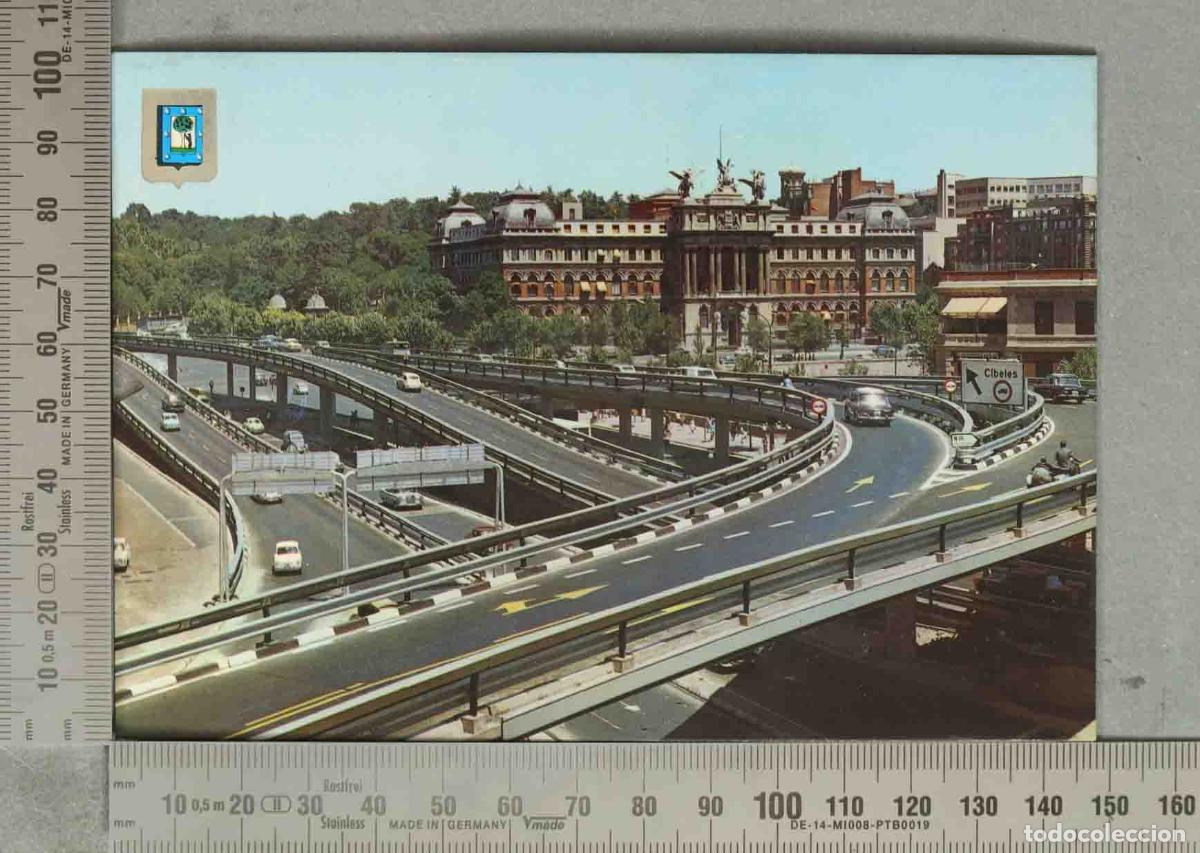 Postales: POSTAL. Madrid - Plaza del Emperador Carlos V - Scalextric de Atocha y Palacio de Fomento