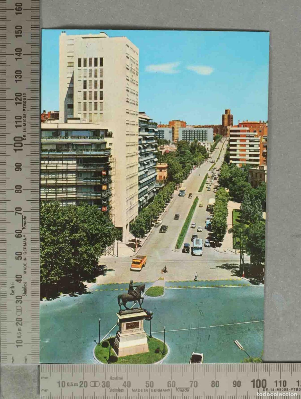 Postcards: POSTAL. Madrid - Calle Mar&iacute;a de Molina - Monumento al Marqu&eacute;s del Duero