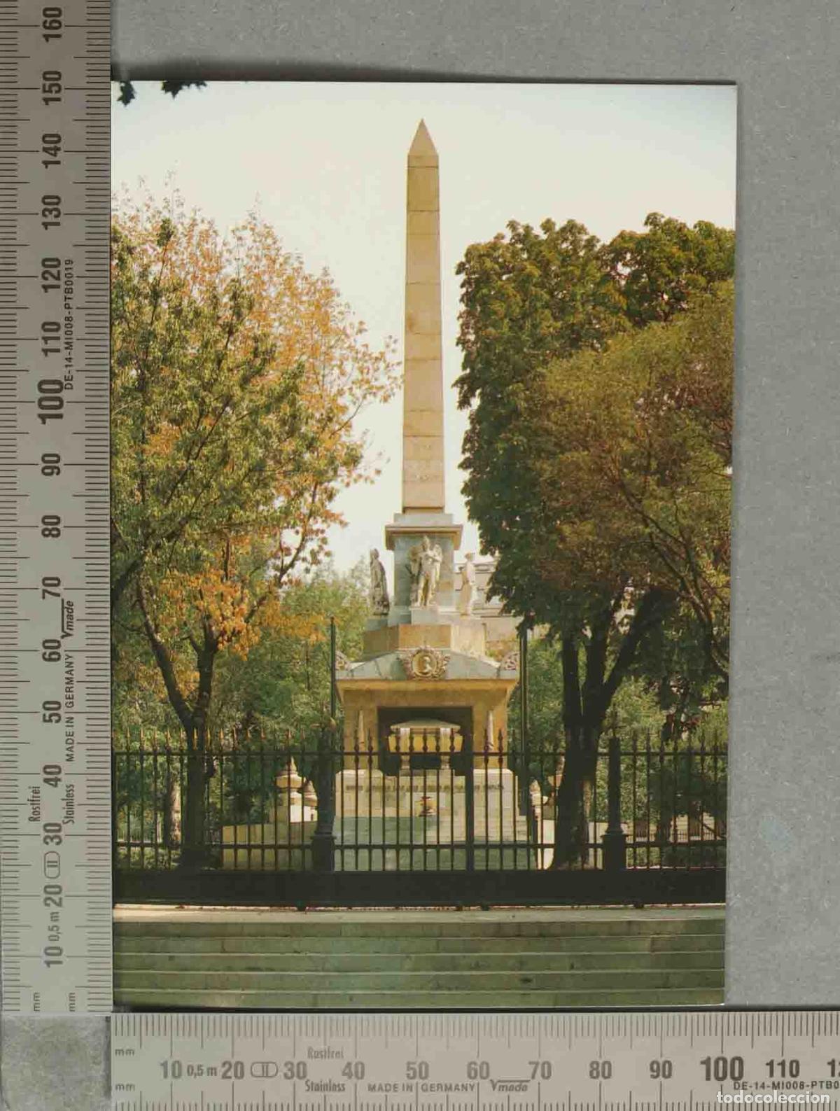 Postales: POSTAL. Madrid - Monumento a los Ca&iacute;dos por Espa&ntilde;a - Plaza de la Lealtad