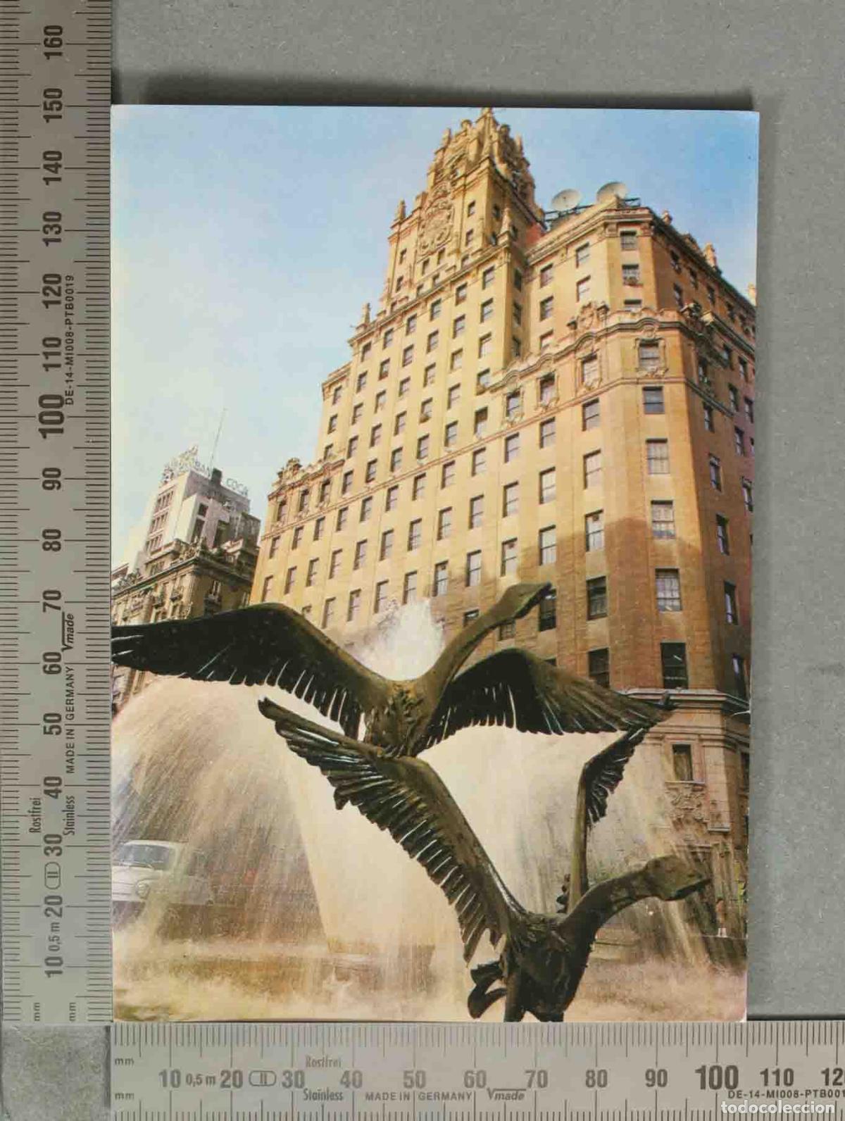Postales: POSTAL. Madrid - Edificio de la C&iacute;a. Telef&oacute;nica y Fuente de la Red de San Luis