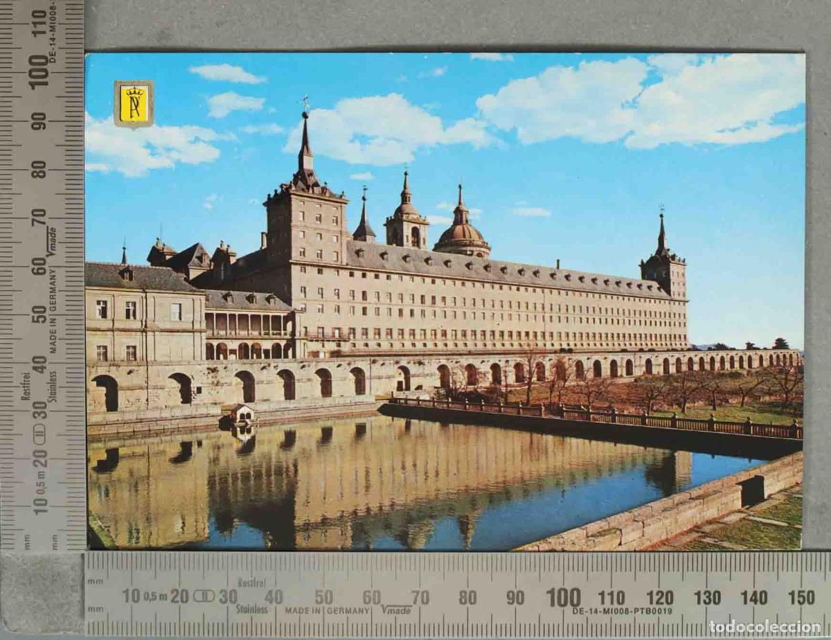 Postales: POSTAL. El Escorial - Vista del Monasterio desde el jard&iacute;n de los Frailes - Editorial Patrimonio Na