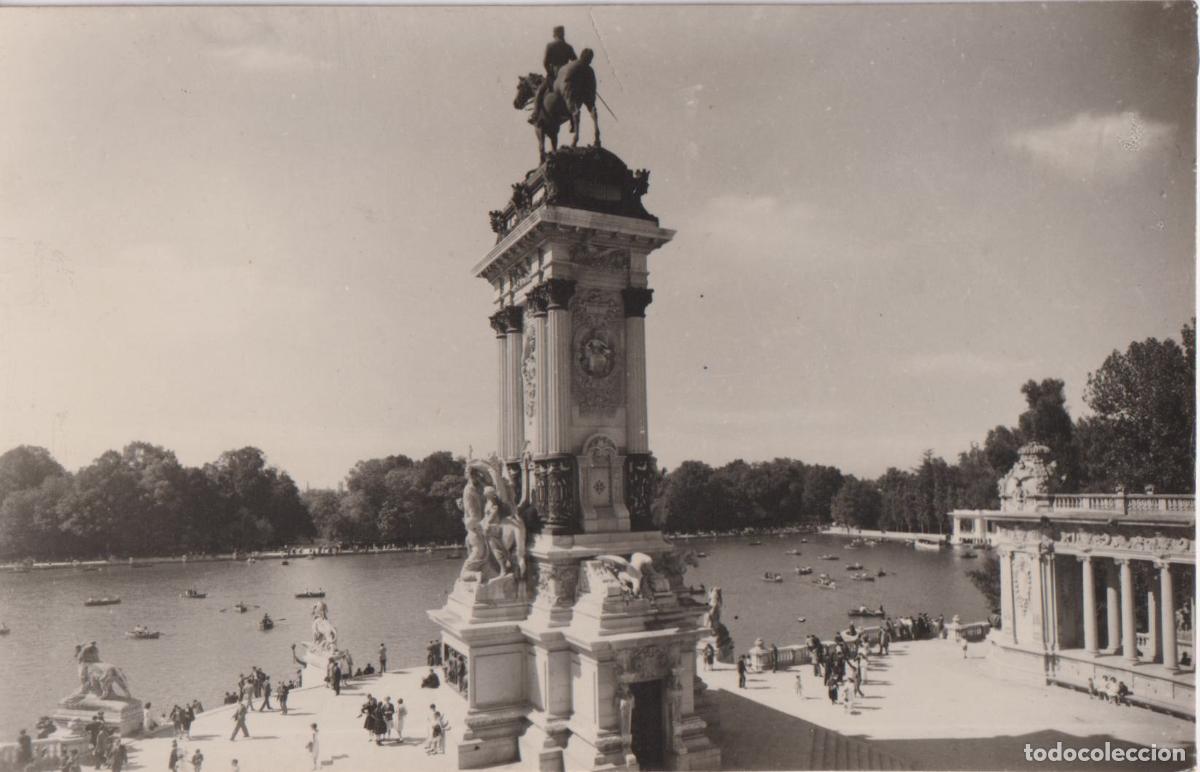 Postales: MADRID, MONUMENTO A ALFONSO XII EN EL RETIRO - CIRCULADA