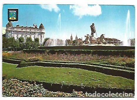 Postales: FUENTE DE NEPTUNO - NEPTUNE FOUNTAIN.- MADRID