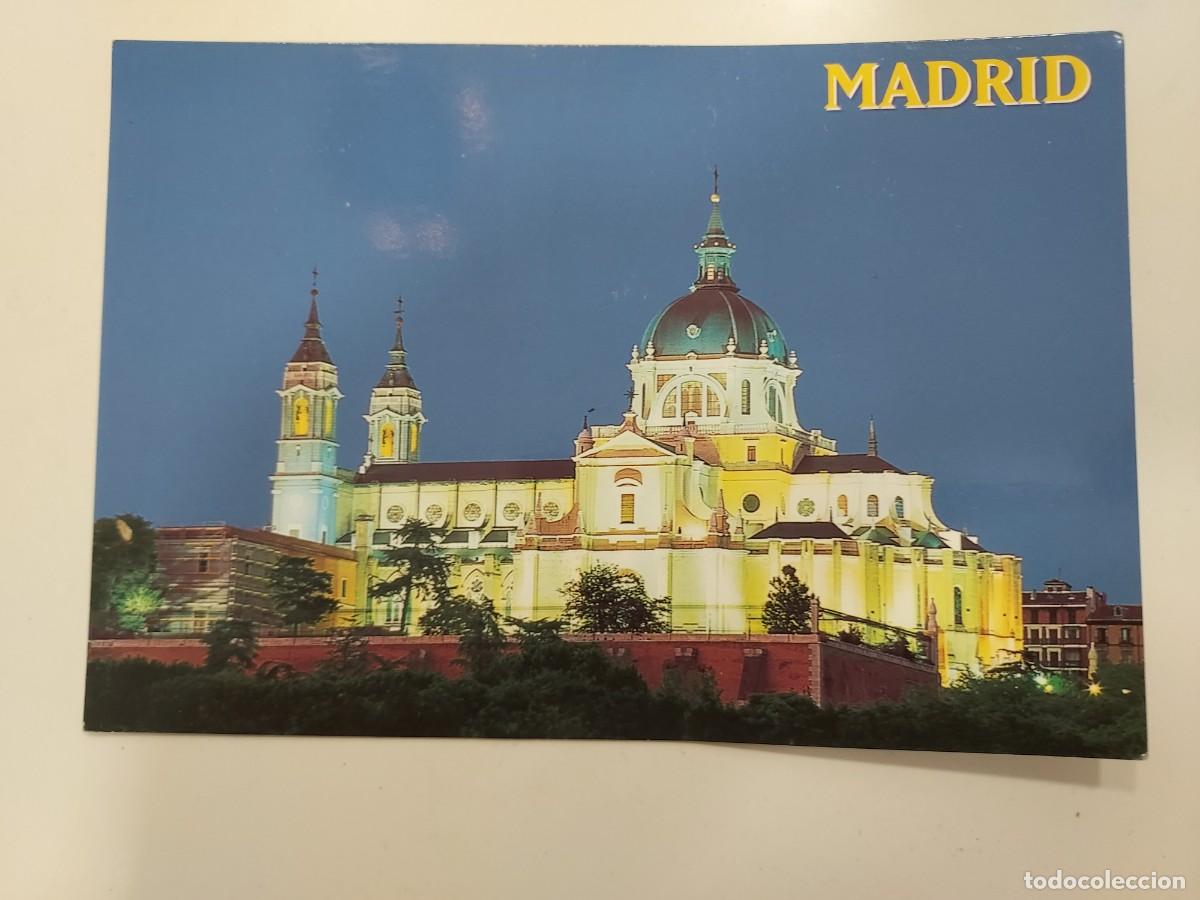 Postales: POSTAL MADRID CATEDRAL DE LA ALMUDENA. NOCTURNO. SIN CIRCULAR. FOTO JOSE BAREA. 16X11