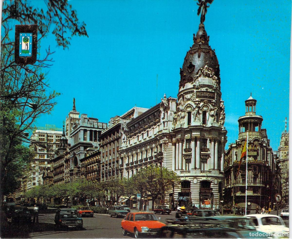 Postales: Postal Edificio Metr&oacute;polis y Calle Alcal&aacute; en Madrid