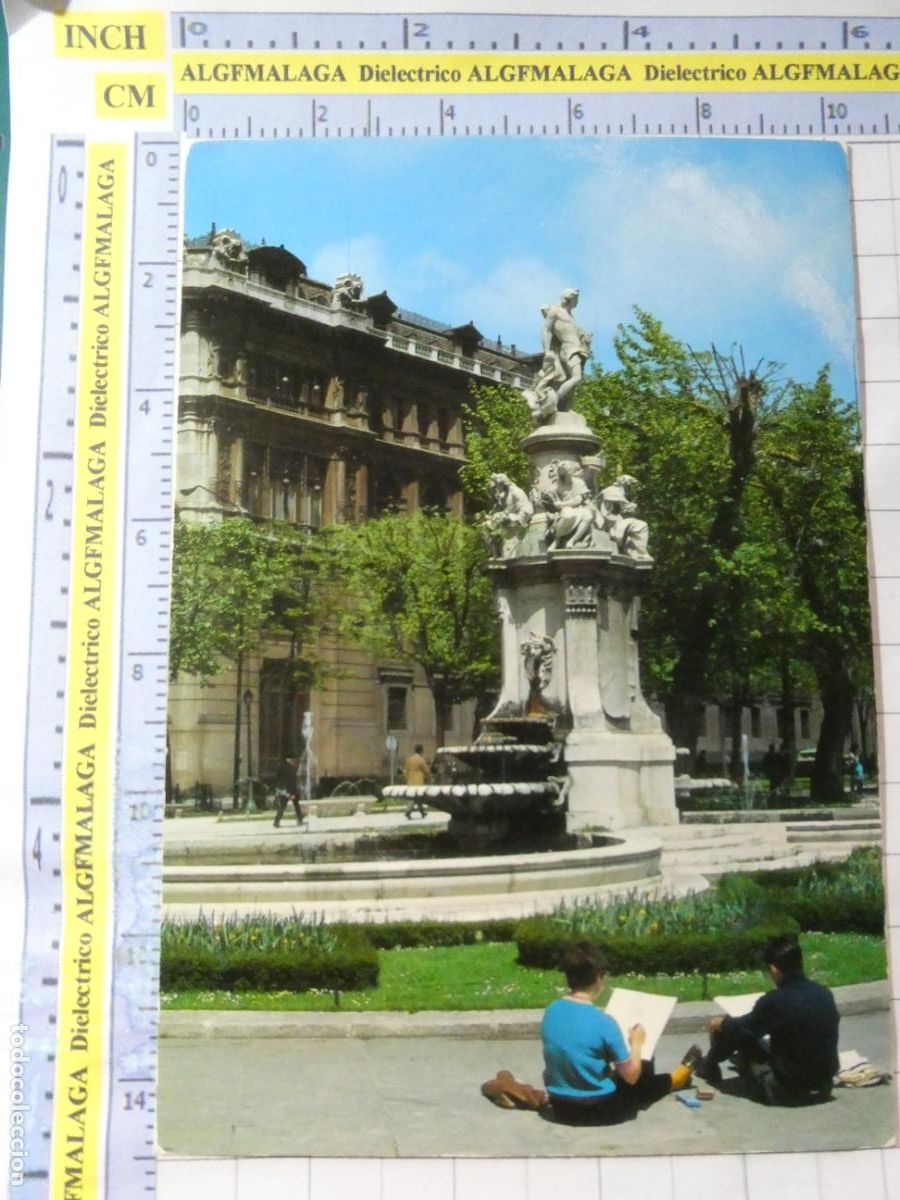 Postales: POSTAL DE MADRID. A&Ntilde;O 1969. FUENTE DE LAS CUATRO ESTACIONES NI&Ntilde;OS DIBUJANDO 90 BERGAS. 725