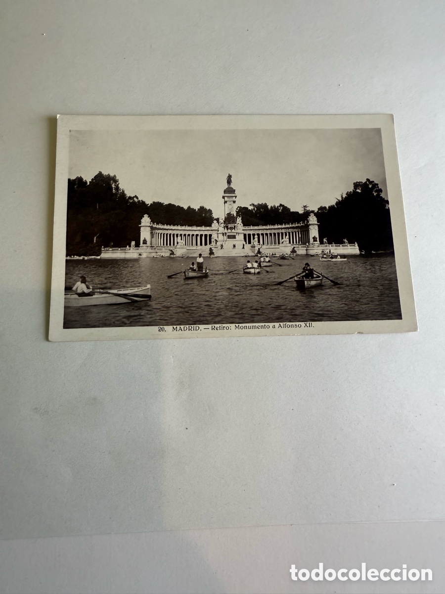 Postales: Madrid &ndash; Parque del Retiro, Monumento a Alfonso XII &ndash; Blanco y negro &ndash; c. 1925-1935