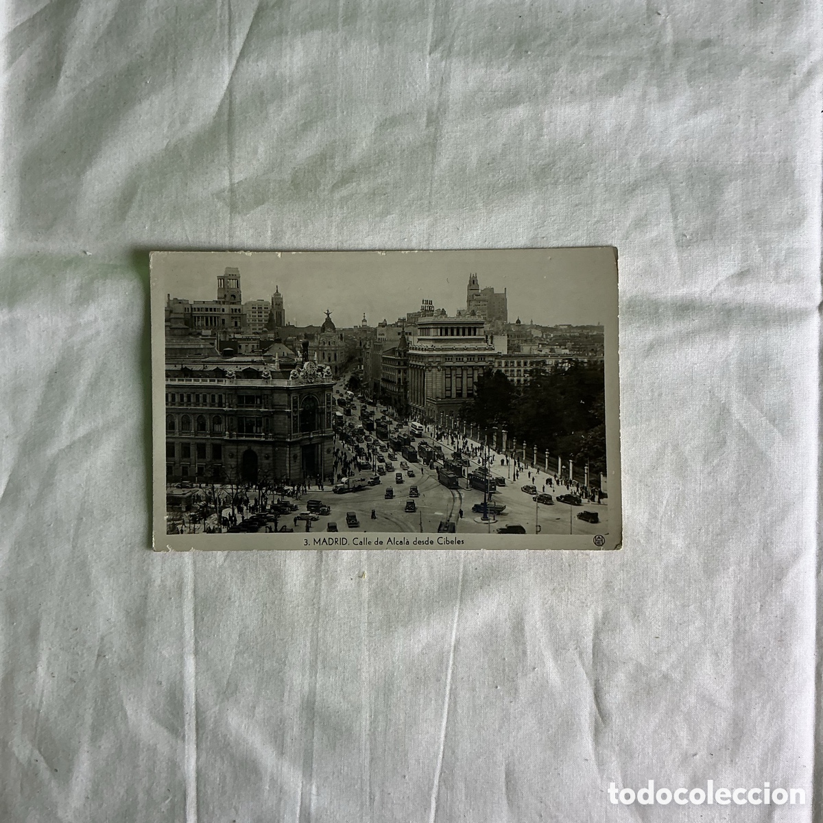Postales: Postal Madrid Calle de Alcal&aacute; desde Cibeles Blanco y negro Original de la &eacute;poca 1942
