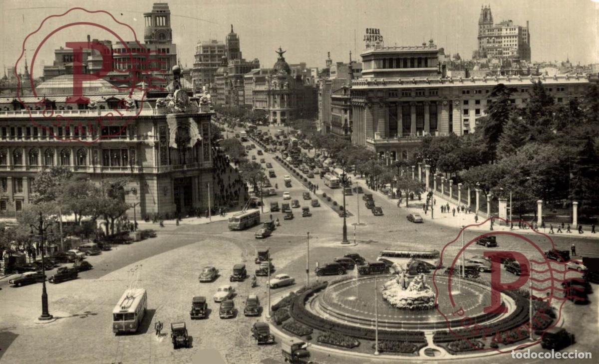 Postales: MADRID. Panor&aacute;mica De La Plaza De La Cibeles y Calle De Alcal&aacute;