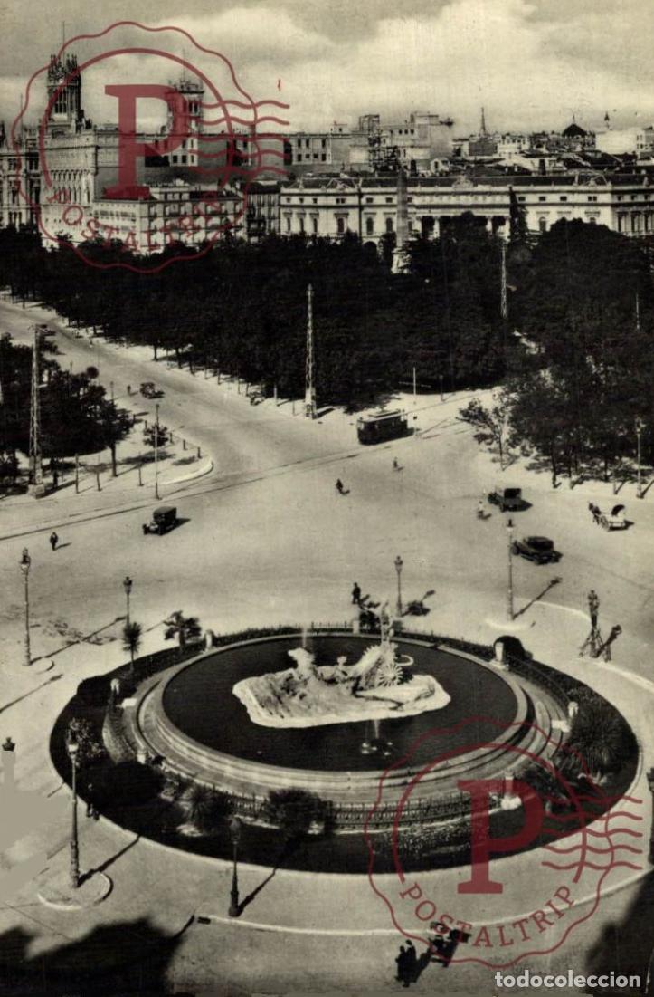 Postales: MADRID. Vista Parcial Y Fuente Neptuno