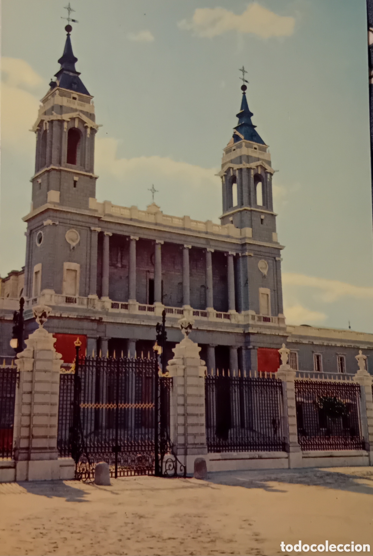 Postales: Lote de 68 postales a&ntilde;os 60 y 70 Madrid