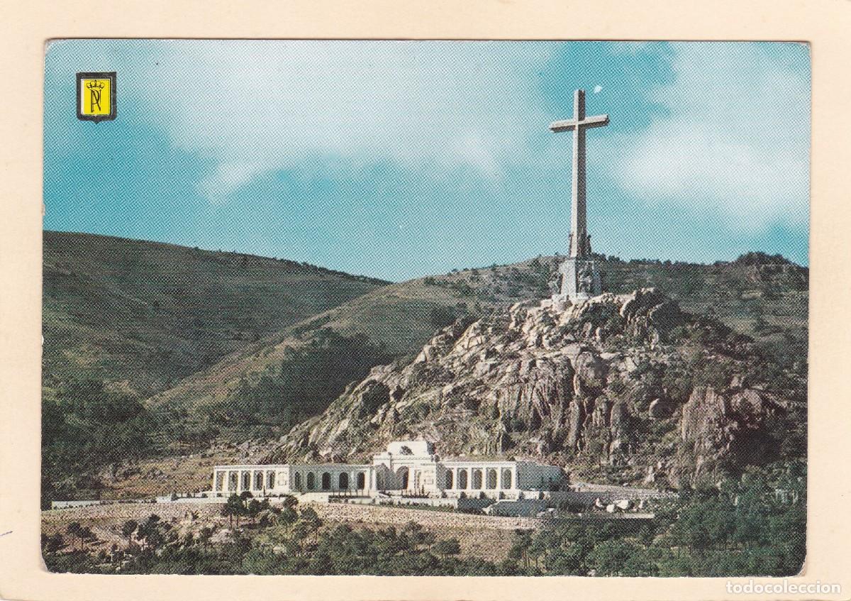 Postales: MADRID. SANTA CRUZ DEL VALLE DE LOS CA&Iacute;DOS. ENTRADA A LA BAS&Iacute;LICA (1963)