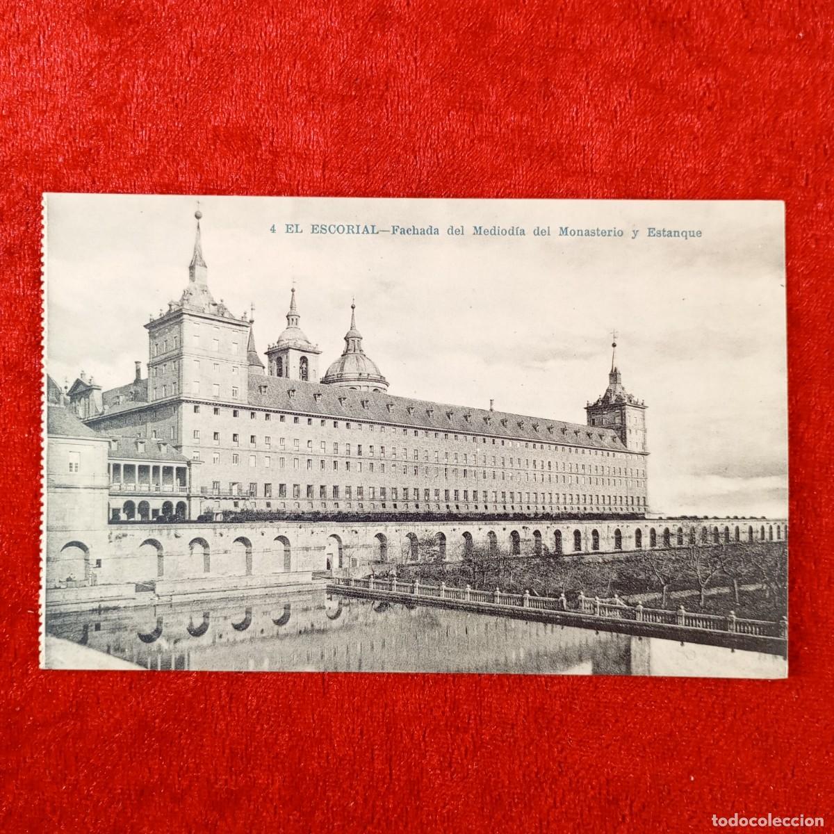 Postales: POSTAL - EL ESCORIAL - FACHADA DEL MEDIOD&Iacute;A DEL MONASTERIO Y ESTANQUE - LACOSTE - RAR&Iacute;SIMA / 2010