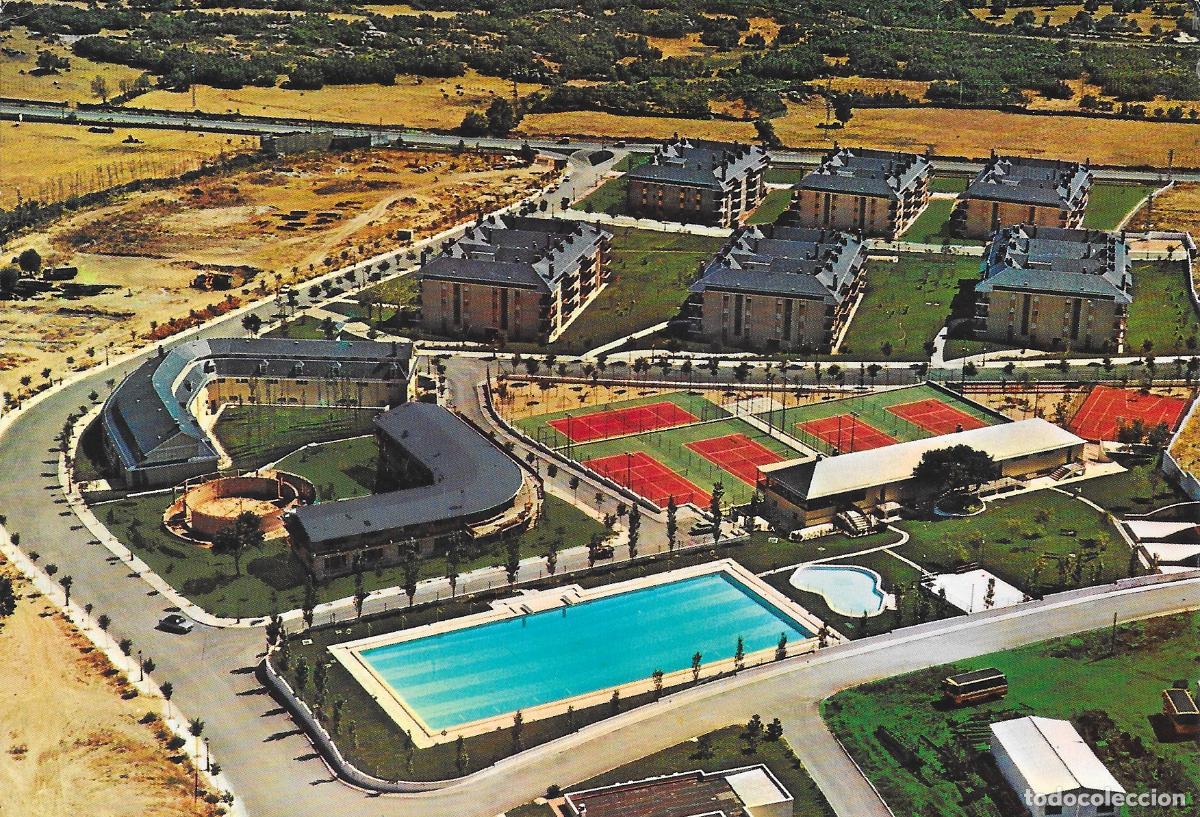 Postales: [POSTAL] Urb. 'Monte Escorial' Carr. Valle de los Ca&iacute;dos. El Escorial. Madrid. A&ntilde;o 1974 (circulada)