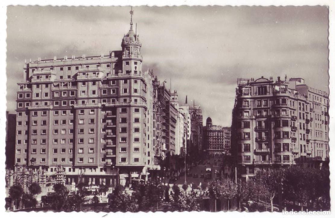 Postales: Madrid: Plaza de Espa&ntilde;a y Gran V&iacute;a. Postales Bea P.E.P Madrid. Circulada (A&ntilde;os 40-50)