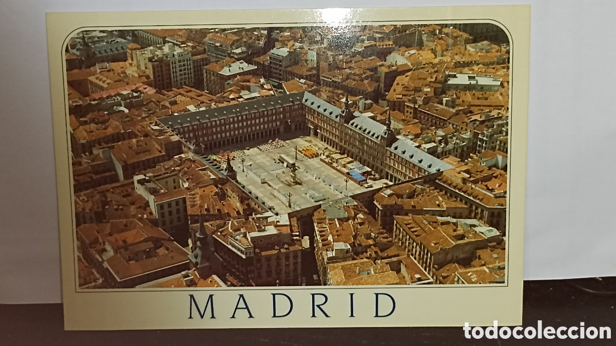 Postales: Madrid plaza mayor vista a&eacute;rea