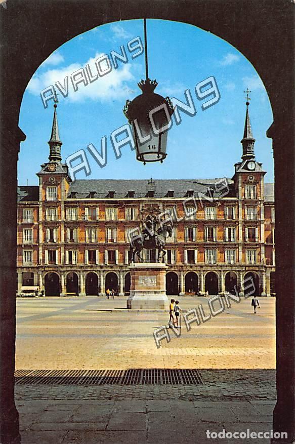 Postales: Plaza Mayor (Madrid) - Circulada con sello - 1980