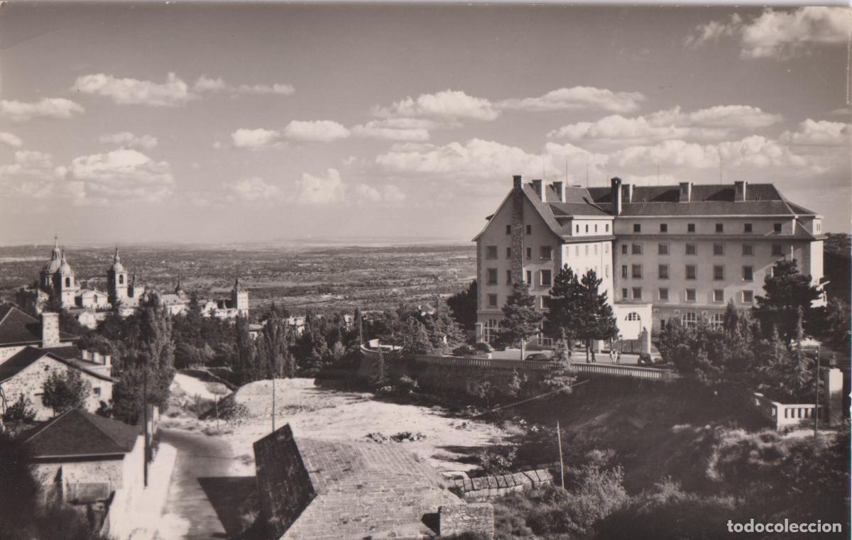 Postales: MADRID, EL ESCORIAL, HOTEL FELIPE II Y MONASTERIO - DOMINGUEZ FOTO J.CEBOLLERO N&ordm;5 - S/C