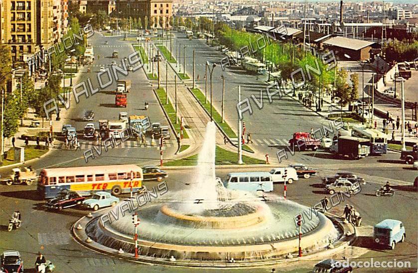 Postales: Plaza de Carlos V, fuente (Madrid) - Escrita - 1963 - Con coches de la &eacute;poca