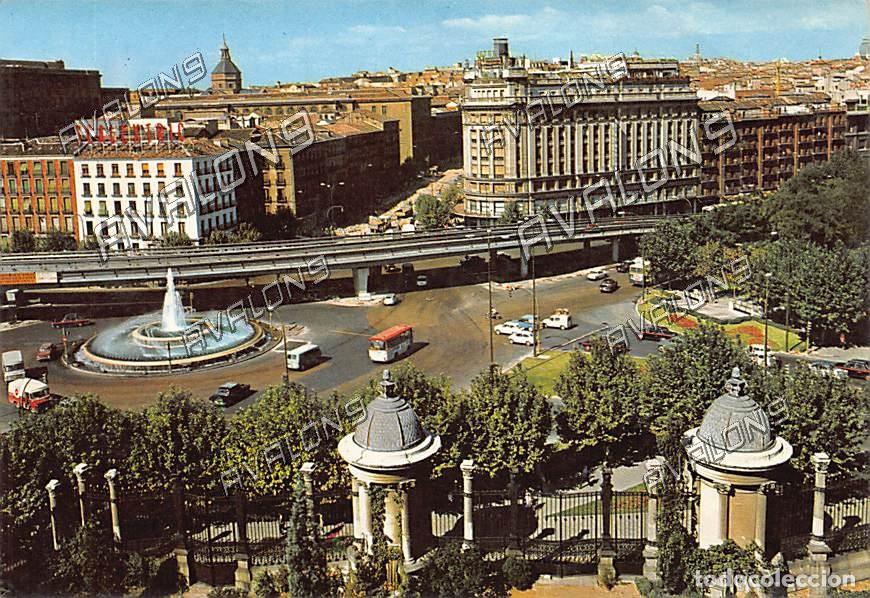 Postales: Glorieta Emperador Carlos V (Madrid) - Escrita - 1977