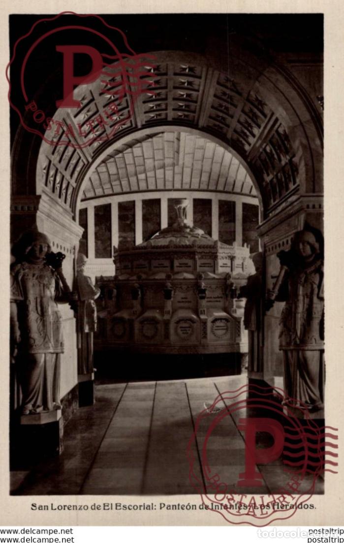 Postales: Madrid - Escorial. Pante&oacute;n de Infantes, Los Heraldos. Espa&ntilde;aSpain