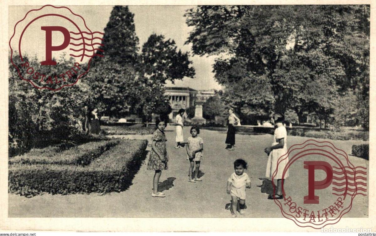 Postales: MADRID. JUEGO DE LOS NI&Ntilde;OS EN LOS PARQUES.