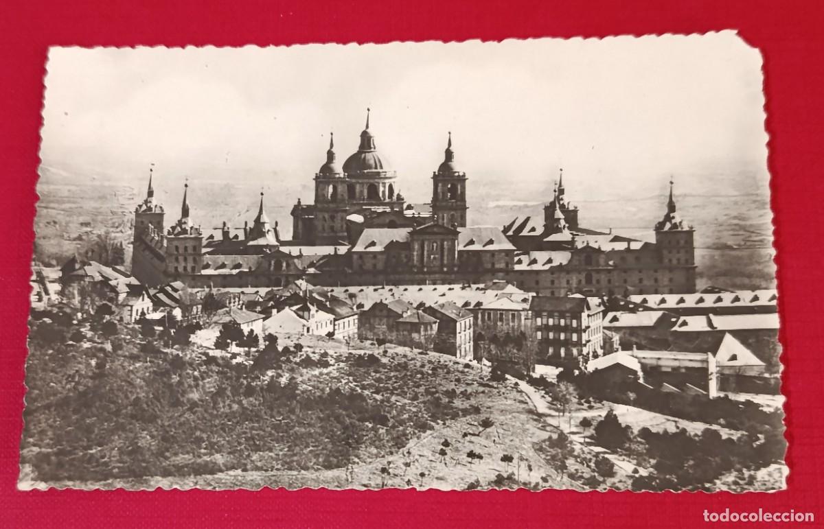 Postales: POSTAL FOTOGR&Aacute;FICA VISTA GENERAL MONASTERIO DEL ESCORIAL 1940 - HELIOTIPIA ARTISTICA ESPA&Ntilde;OLA