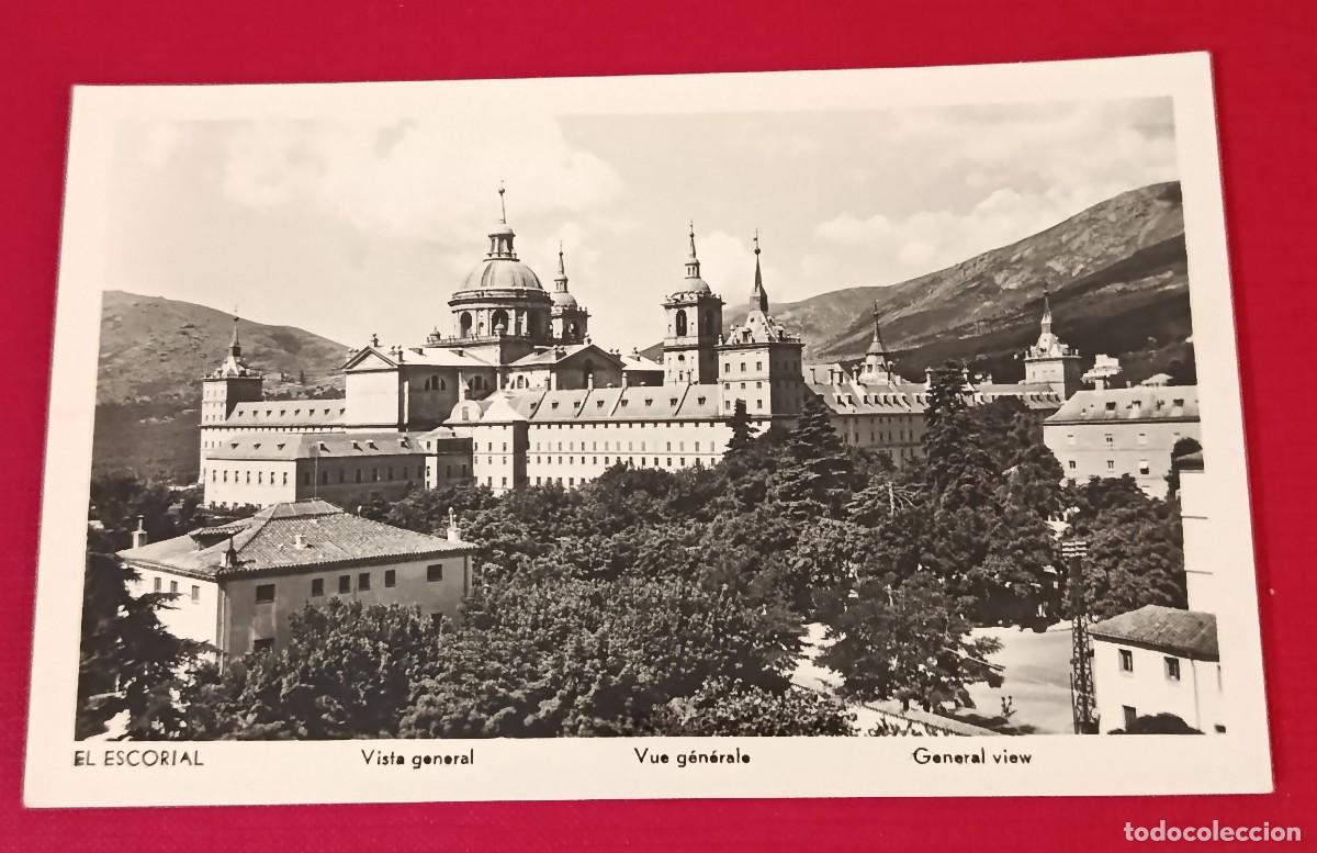 Postales: POSTAL FOTOGR&Aacute;FICA VISTA GENERAL MONASTERIO DEL ESCORIAL 1958 - MANIPAL