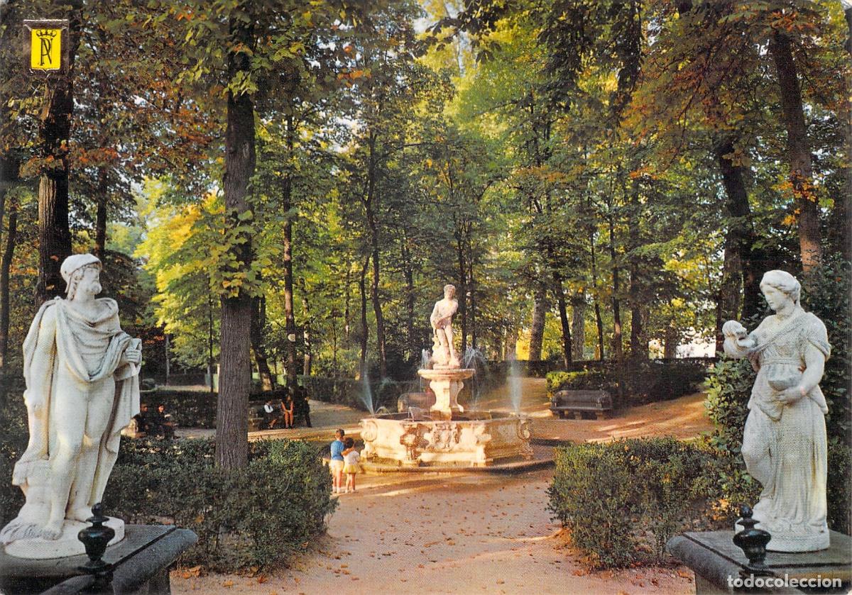 Postales: Postal de Aranjuez: Fuente de Apolo en el Jard&iacute;n de la Isla