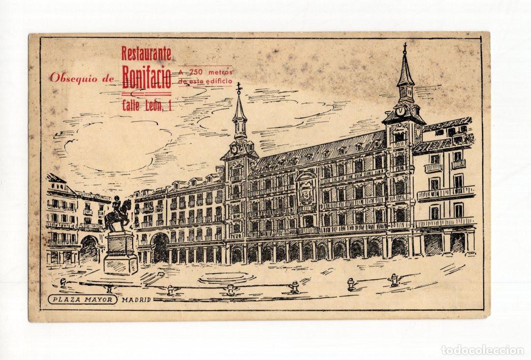 Postales: MADRID.- PLAZA MAYOR CON PUBLICIDAD RESTAURANTE BONIFACIO CALLE LE&Oacute;N 1.