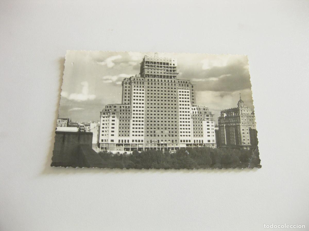 Postales: TARJETA POSTAL FOTOGR&Aacute;FICA DEL EDIFICIO ESPA&Ntilde;A EN CONSTRUCCI&Oacute;N. JOS&Eacute; SAN MARCIAL. MADRID.