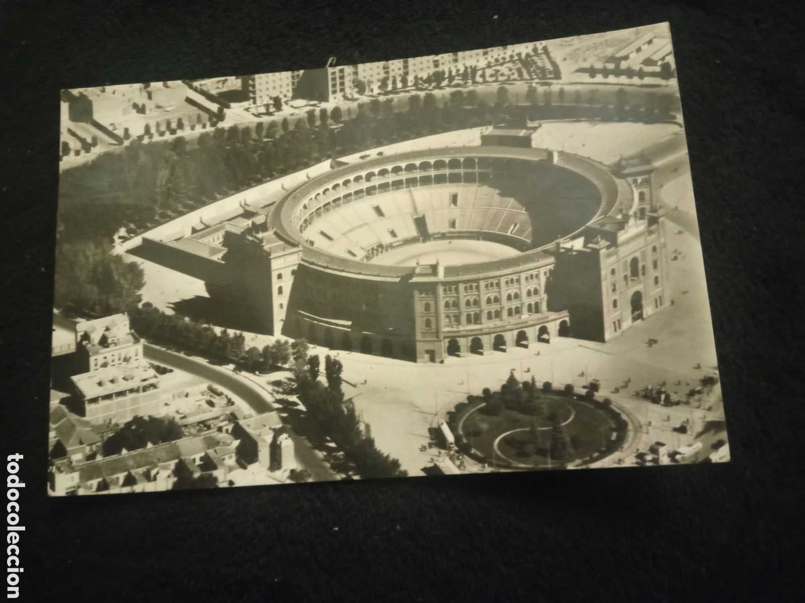 Postales: Antigua postal fotogr&aacute;fica, Madrid, Vista aerea, Plaza de Toros, escrita