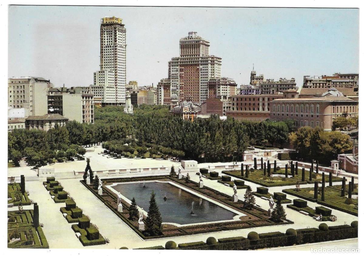 Postales: Postal Madrid. Panor&aacute;mica de los Jardines de Sabatini. ref. 7-madrid190