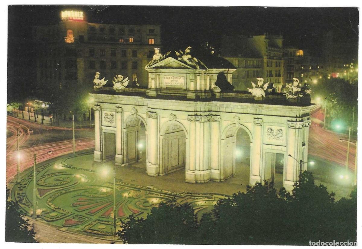 Postales: Postal Madrid. Puerta de Alcal&aacute; de noche. ref. 7-madrid204