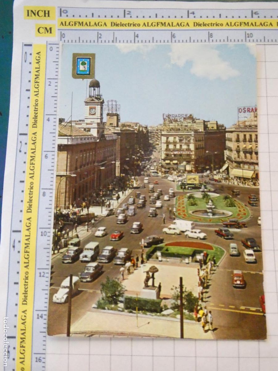 Postais: POSTAL DE MADRID. A&Ntilde;O 1968. PUERTA DEL SOL COCHES. 143 ESCUDO ORO. 2870