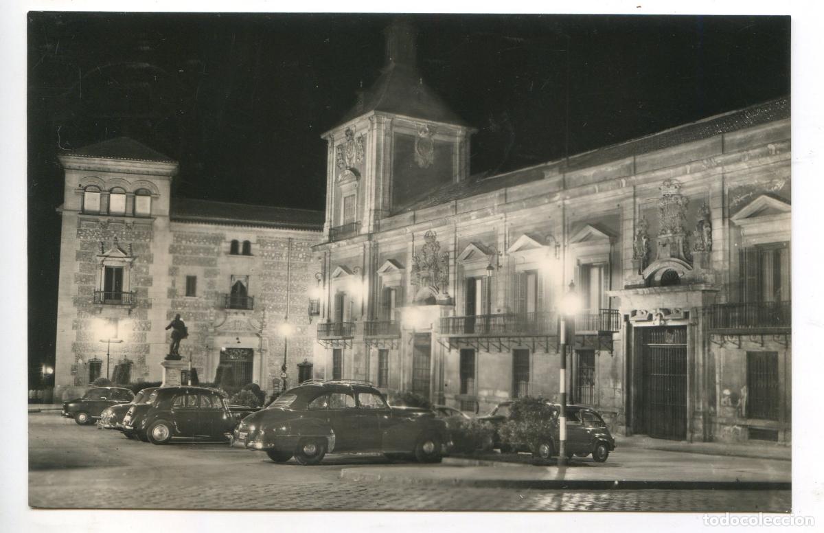 Postales: Madrid. 3. Palacio Municipal. Ed. Salvador Barrueco, circulada