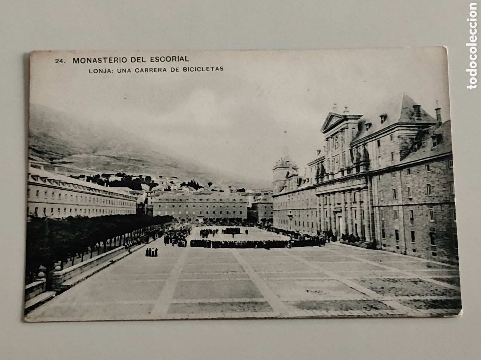 Postales: Tarjeta postal Madrid Monasterio El Escorial Lonja Una carrera de bicicletas Hauser Menet numero 24