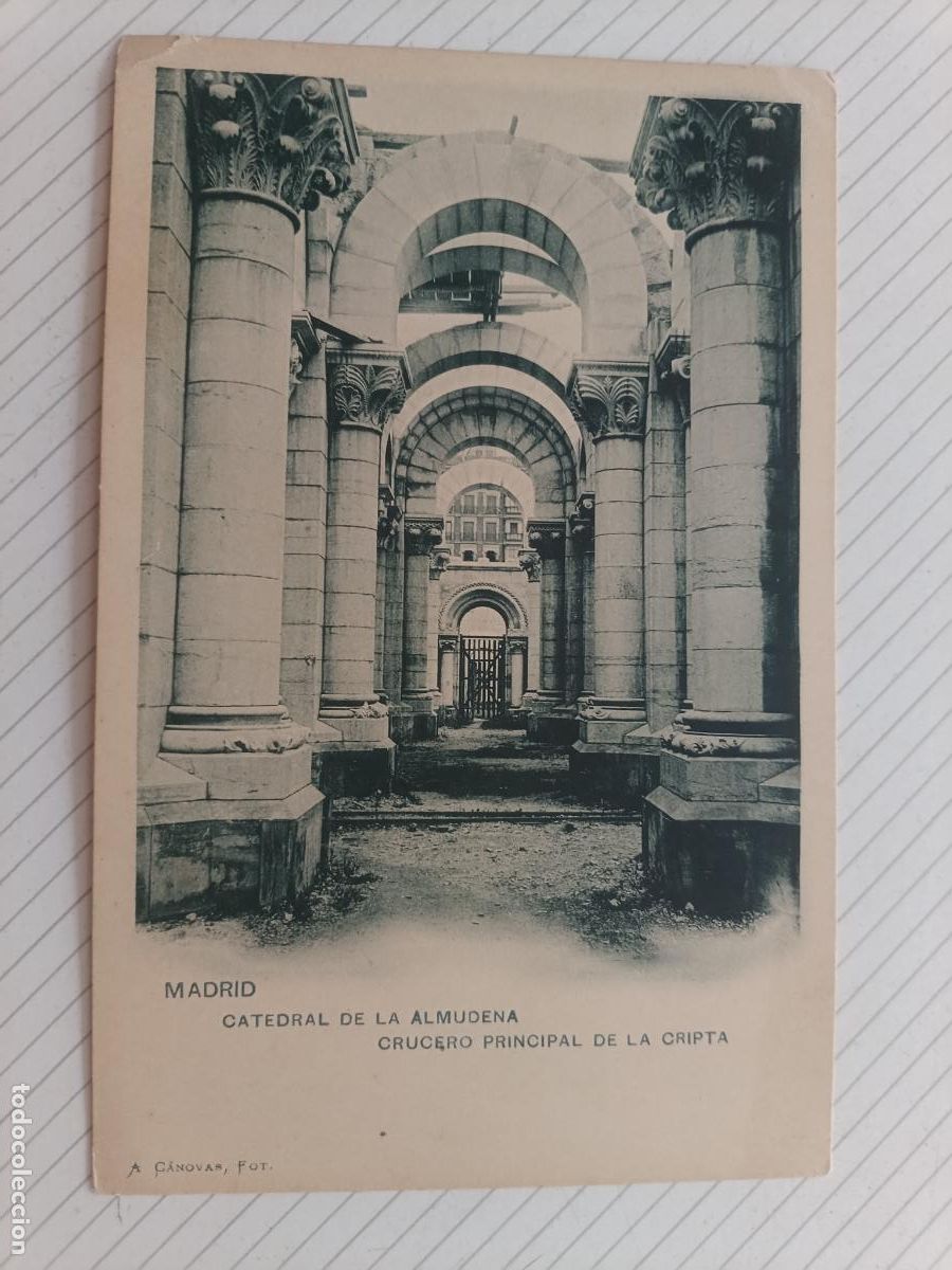 Postales: Madrid, la Almundena. Postal formato antiguo, dorso sin dividir. C&aacute;novas