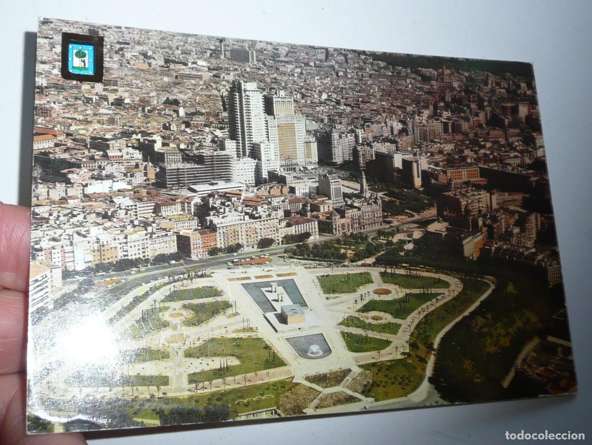Postales: Postal de Madrid N&ordm; 177 Vista a&eacute;rea Templo de Debot y Plaza de Espa&ntilde;a. Escudo de Oro. Circulada.