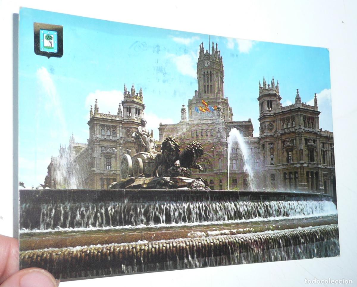 Postales: Postal de Madrid N&ordm; 45 La Cibeles y Palacio de Comunicaciones. Escudo de Oro. Circulada en 1973.